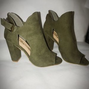Olive Booties